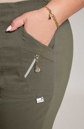 Дълъг маслинен панталон с джобове