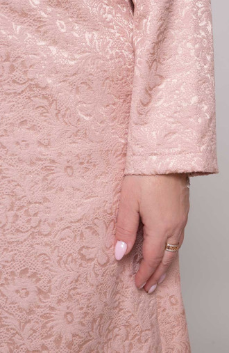 Розово палто с десен
