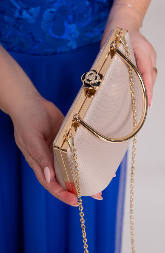 Чанта от розово злато с декоративна закопчалка