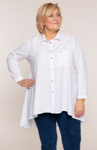 Бяла риза с удължен гръб